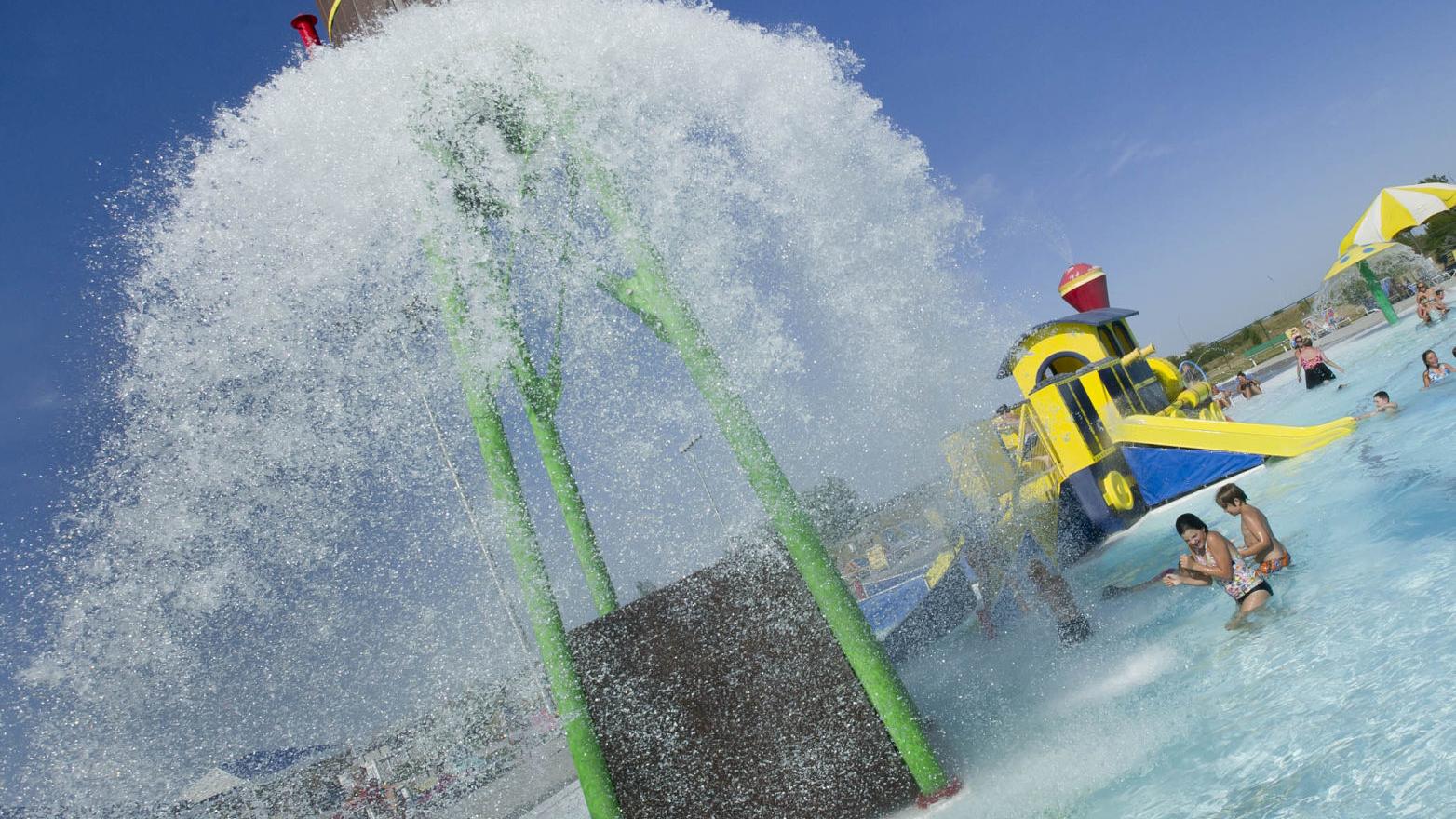 Explore 10 of Nebraska's water parks